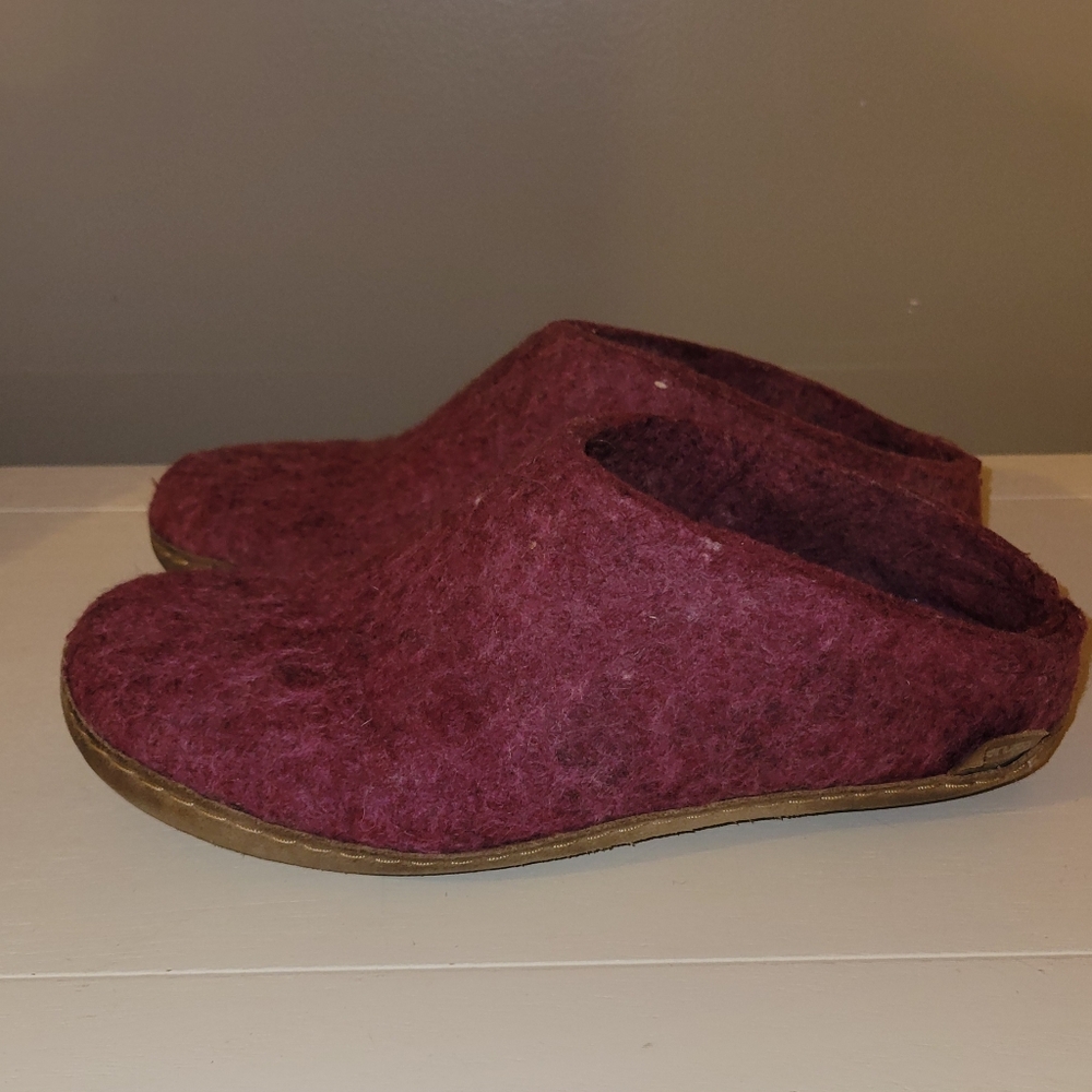 Glerups maroon wool slipper shoe leather sole